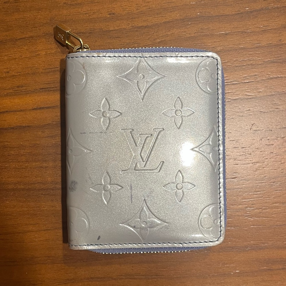 Louis Vuitton Vernis Zippy Wallet